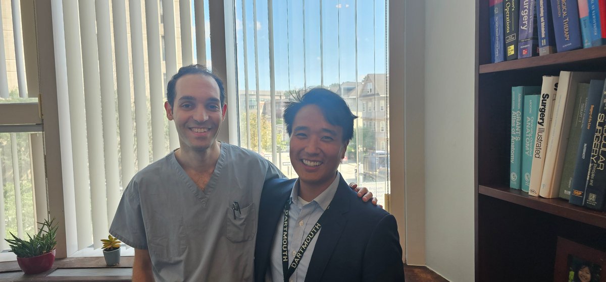 Congratulations to Dr. Sherif Aly for finishing his BWH MIS/Bariatric fellowhip and to Dr. Thomas Shin for starting his! @SherifAly_MD enjoy your well deserved vacation before Loma Linda! @BrighamSurgery @Ali_Aminian_MD @egsheu @nime