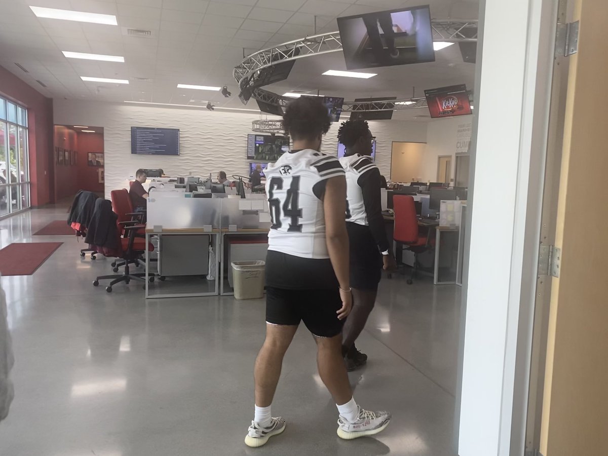abc27Sports's tweet photo. Studio and content center tour for @cdeastfootball https://t.co/5WJwGG2jJh