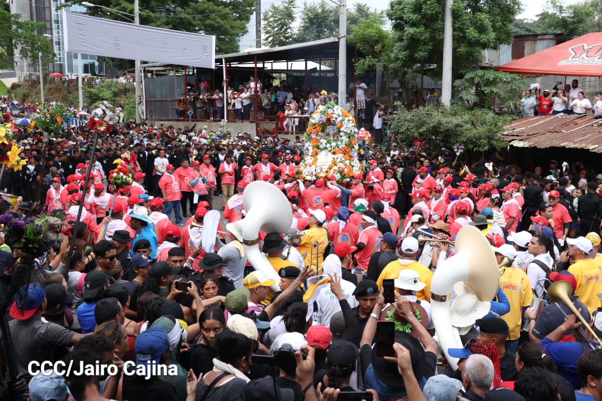 Ya se encuentra Santo Domingo de Guzmán en Managua. 

¡Viva Santo Domingo de Guzmán!
#Nicaragua