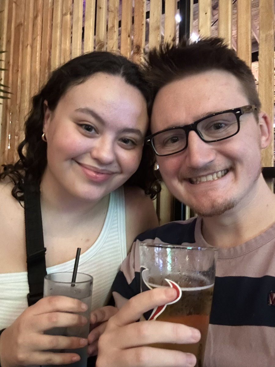 National girlfriend day ☺️❤️ I really couldnt ask for a better partner, best friend, and person to be by my side. I love you so much!! <a href="/MiaHeidenthal/">minion lover 💛</a>