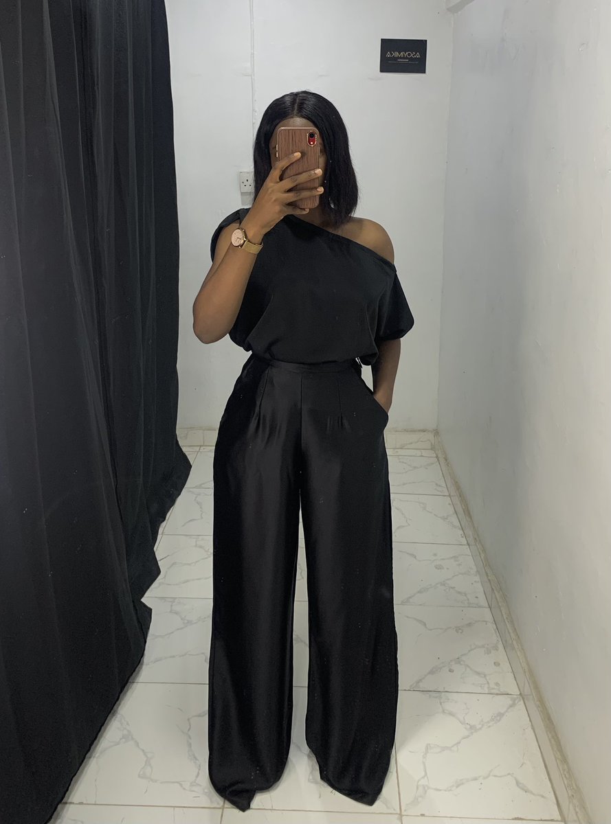 asoyimika's tweet photo. The Fiona Pant Set ✨
Off shoulder top with palazzo pants

Price: 20,000 naira 
Available in different colors. 
Production takes 3 working days. https://t.co/dqHduurmAl