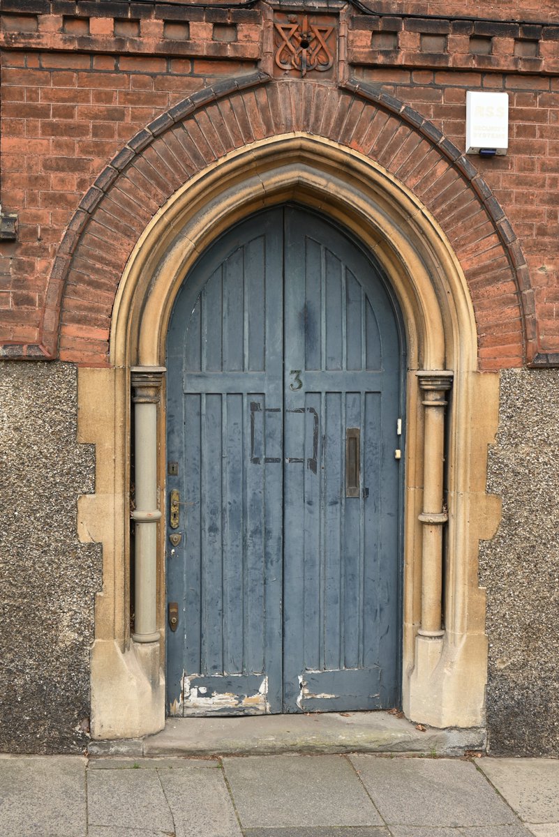 A door from @richmondonthames #doors @DoorsNo3828
