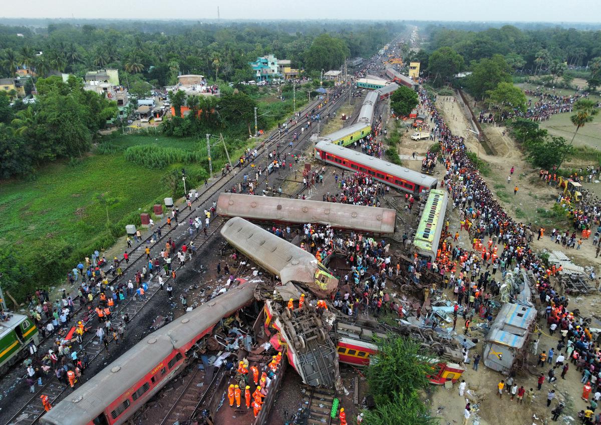 ◆ ओडिशा ट्रेन हादसे के 2 महीने बाद भी 29 लाशें लावारिश, नहीं हो पाई पहचान 

◆ एम्स भुवनेश्वर के अधीक्षक ने कहा कि डीएनए मैच रिपोर्ट का अंतिम बैच इस सप्ताह रिलीज होगा 

#odishatrainaccident | #Odisha | #odishatraintragedy