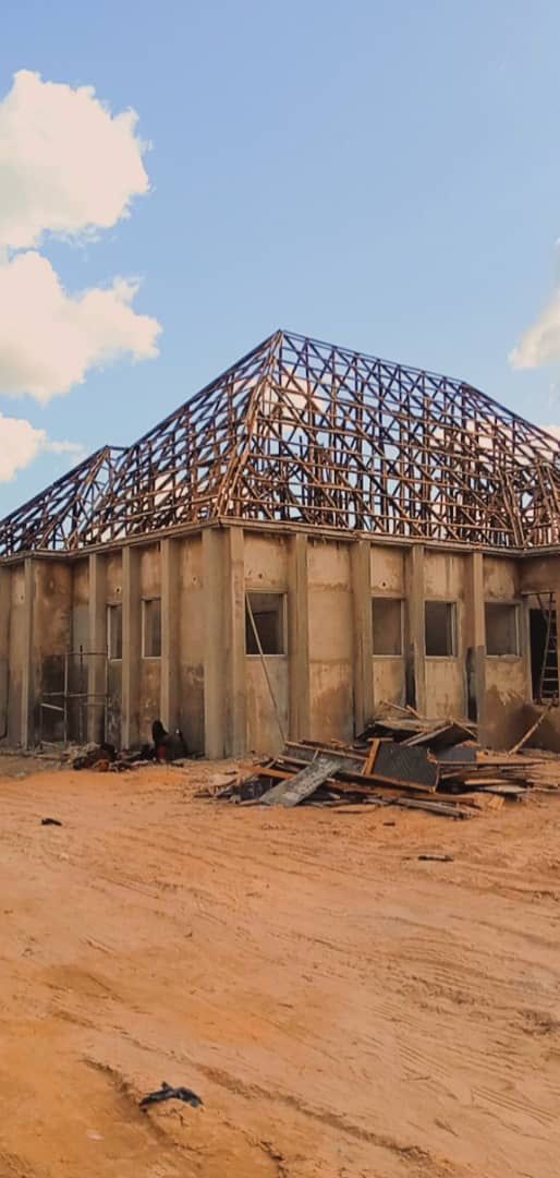 ZaaraAji's tweet photo. #BornoUpdate: Health.
Update on the ongoing constructions of 50 bed capacity primary health care center, at Ngomari airport Jere LGA which will ameliorate all Health related problems of District and its neighbourhood. https://t.co/qoZbhgHwOl