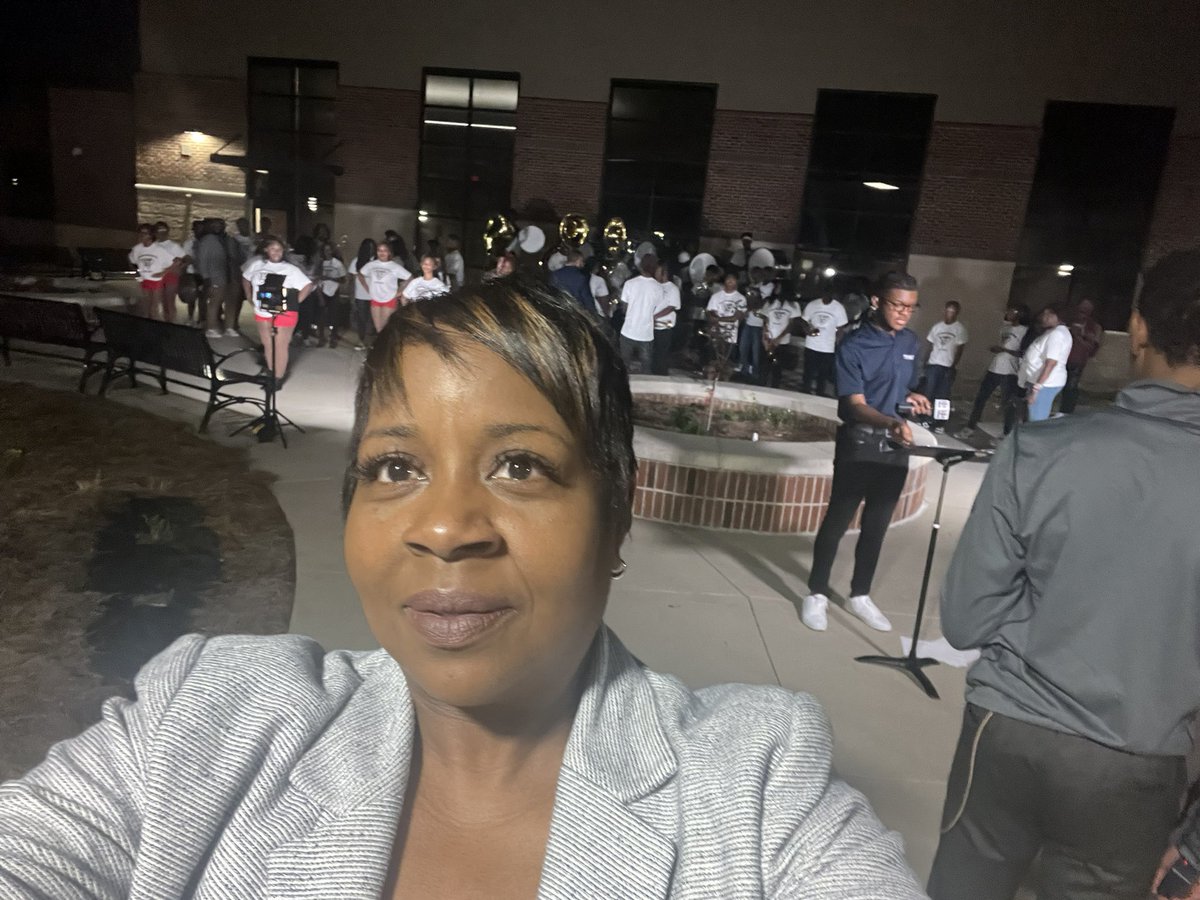 I got up super early this morning to join my <a href="/NEHSRaiders/">Northeast Raiders</a> Marching band and <a href="/13wmaznews/">13WMAZ News</a> to welcome <a href="/BibbSchools/">Bibb County Schools</a> students back to school this morning…. It has been an amazing start to the school year. #winningseason