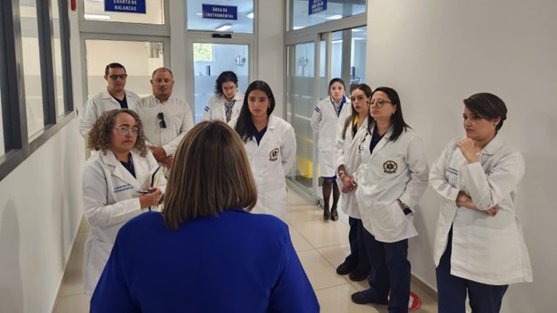 UNODC_ROPAN's tweet photo. #ElSalvador 🇸🇻 Funcionarios del Observatorio Hondureño sobre Drogas y del Laboratorio de Sustancias Químicas @PoliciaHonduras visitaron el Centro de Investigación Forense para conocer sus laboratorios y procedimientos. 
Gracias a @CanadaFP 🇨🇦.
Programa #GlobalSMART https://t.co/MNNrNtw5WV
