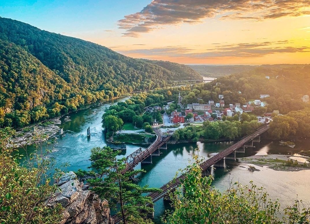 mcarmystrong's tweet photo. @GWOTstudies @RobertKennedyJr @nytimes “Every river is a masterpiece. Most people in the world will never see the Mona Lisa, but everybody would be diminished if it were destroyed.”
@RobertKennedyJr
#Shenandoah #OnlyARiver #Kennedy24
https://t.co/BxNTKEtBbp https://t.co/uj2gyhOISC