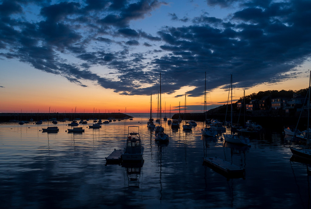 Cape Ann Photos:  Summer sunrise, Rockport, Mass. dlvr.it/St3ZZ9