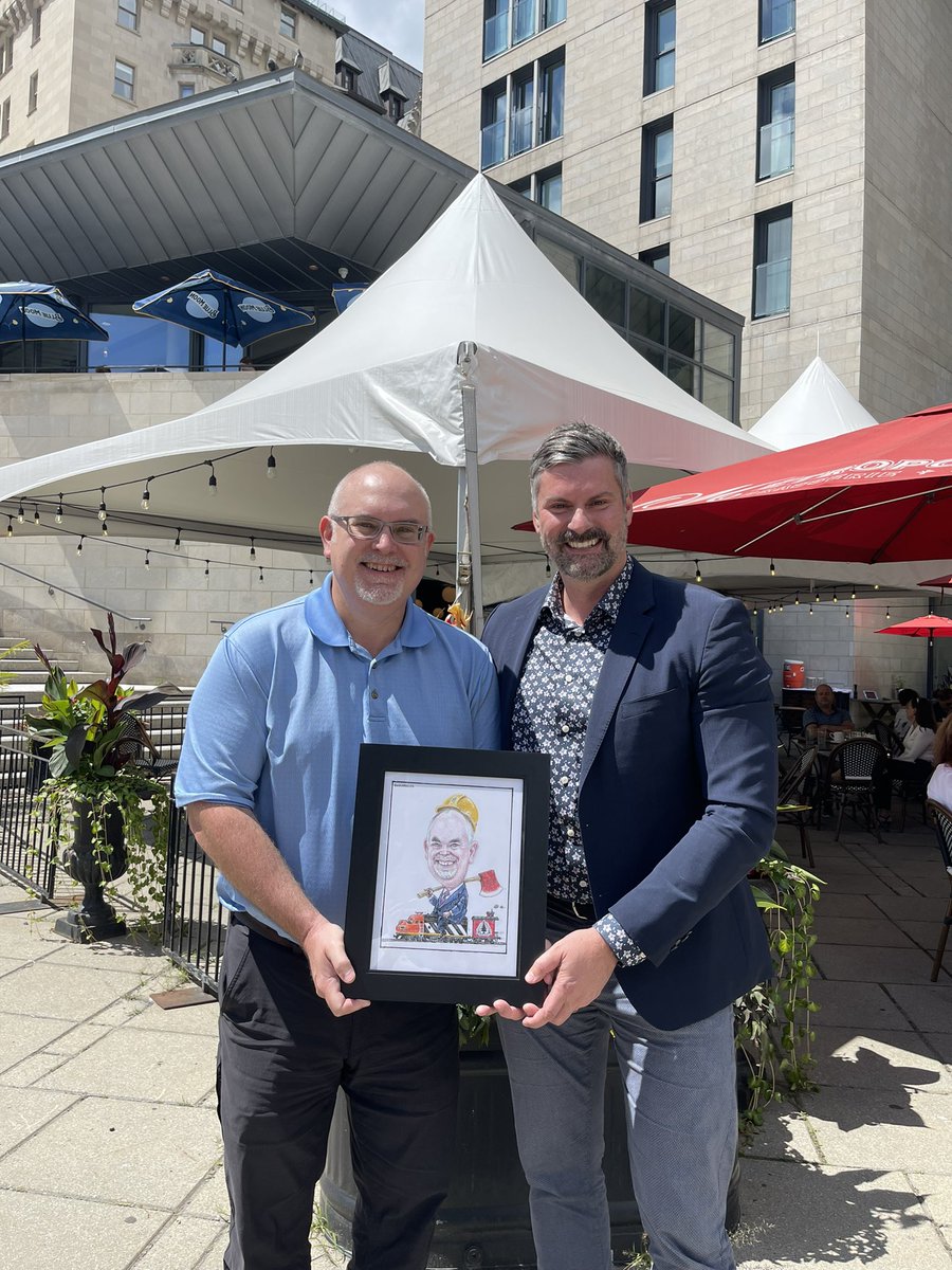 After 27+ years of service to Canada’s forest sector and its workers @1969_Joel recently became CEO @CanVetMedAssoc. We miss him but are quite proud and wish him and his new organization every success. You’ll always be part of our team, Joel. 🇨🇦🌲 (photo cred @downtownchown)