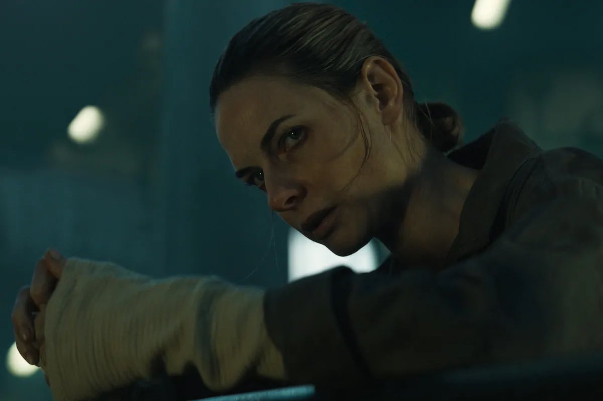 Veecey2's tweet photo. #TheSilo on @AppleTV should be talked about more!
#RebeccaFerguson is amazing and I’m glad she worked her a$& off to get this made. https://t.co/wxj7hzGlTJ