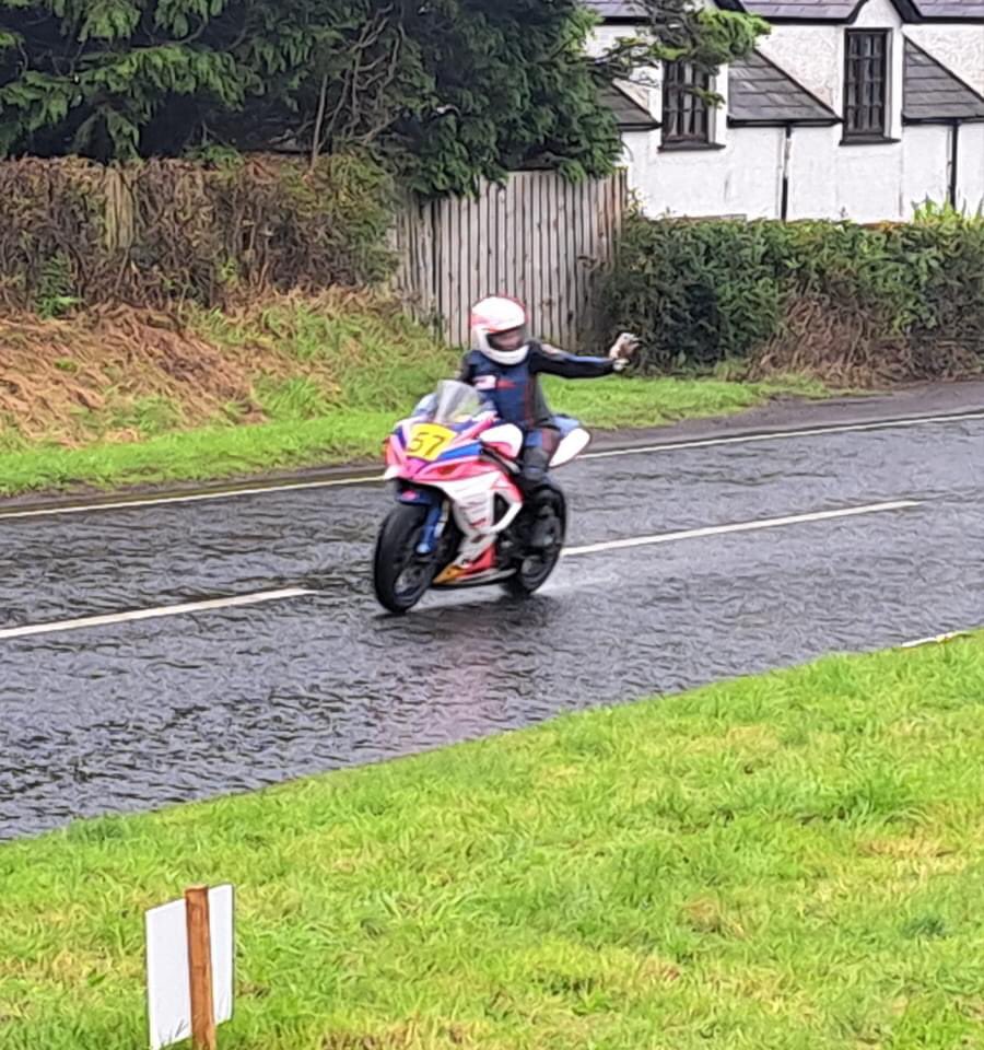 IrishSbkRacing's tweet photo. Wishing Yvonne Montgomery all the best following her retirement from racing.
Such a fine ambassador for our sport and women in motorsport.
#irishsuperbikeracing #irishroadracing #realroadracing #pureroadracing https://t.co/03LWm7lWFW