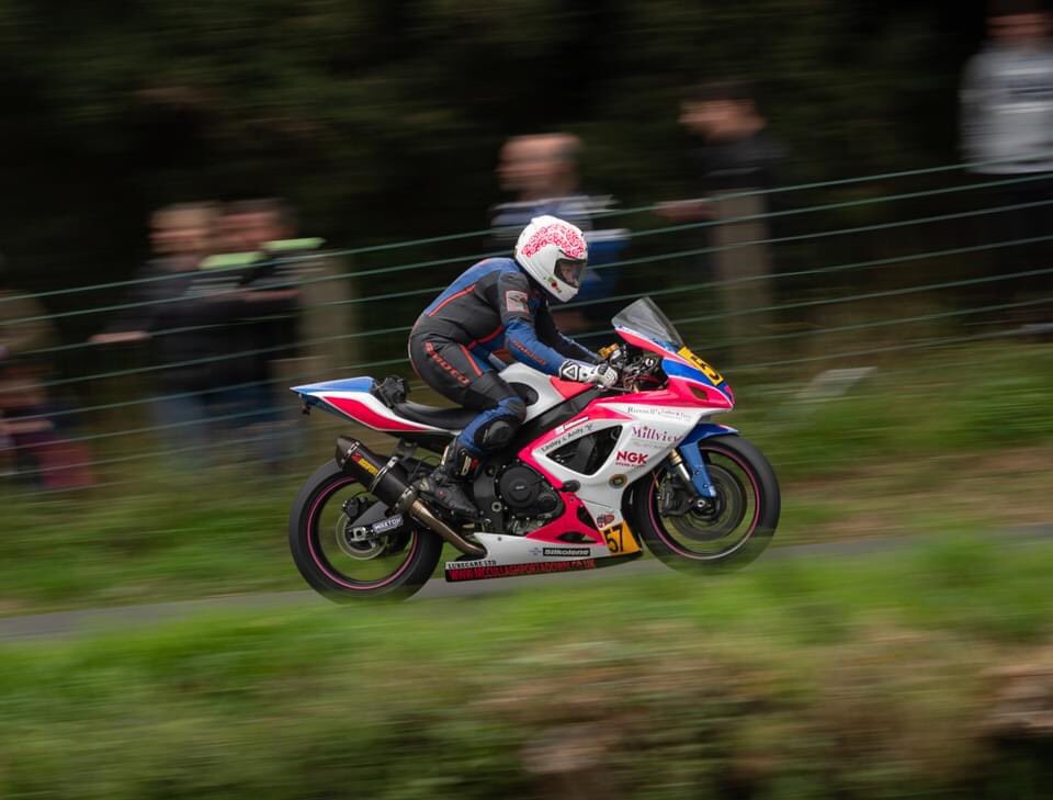 IrishSbkRacing's tweet photo. Wishing Yvonne Montgomery all the best following her retirement from racing.
Such a fine ambassador for our sport and women in motorsport.
#irishsuperbikeracing #irishroadracing #realroadracing #pureroadracing https://t.co/03LWm7lWFW
