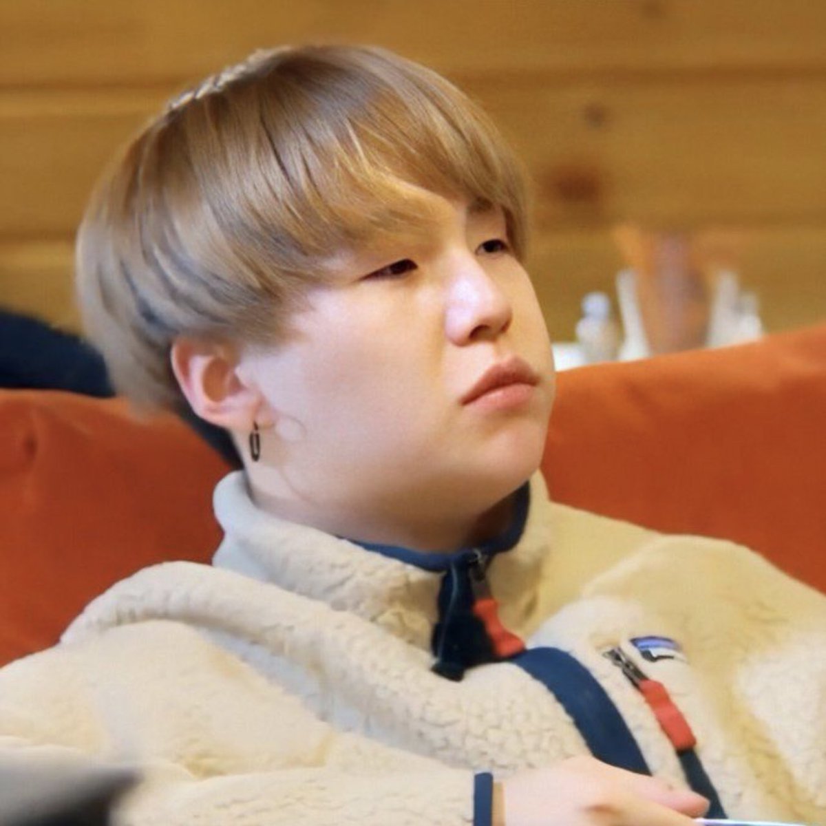 glossicheeks's tweet photo. https://t.co/CdJ6wwZH17