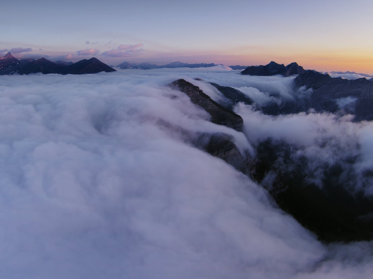 Hello, August! 😍 We're looking forward to another month of spectacular views and sky-high thrills.