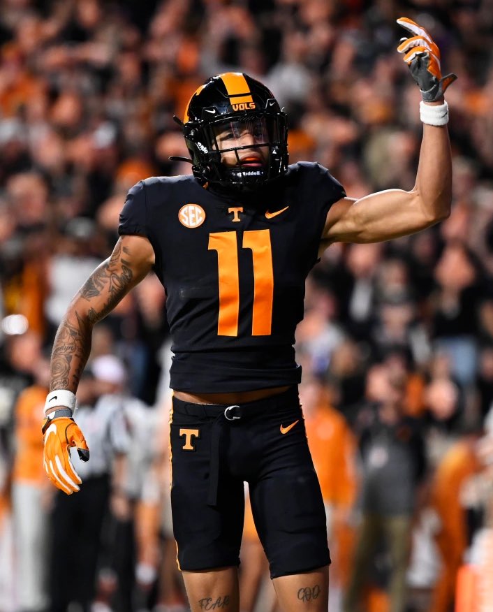 I don’t care what anyone says, these are the best uniforms in college football.