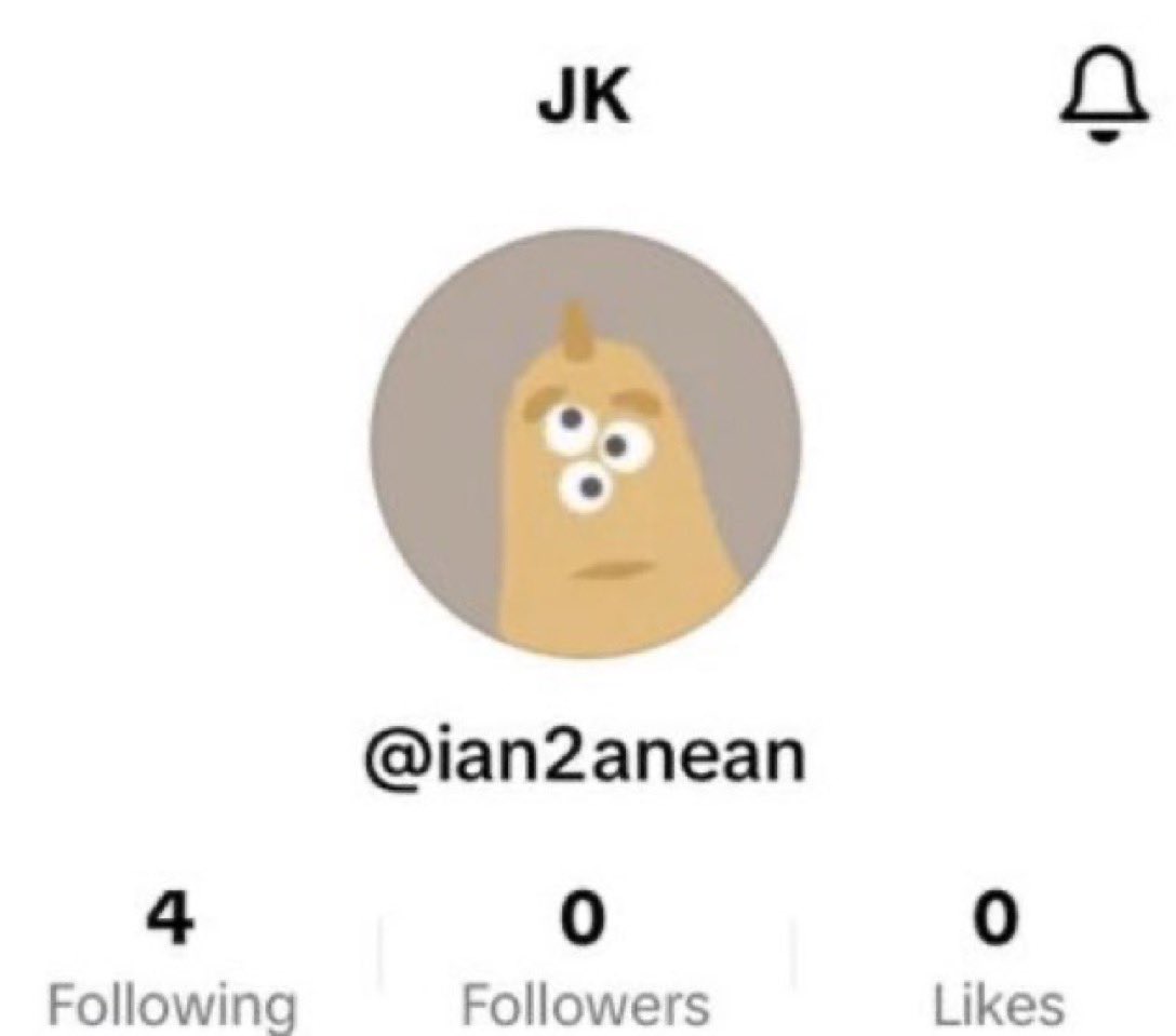 onlytannies7's tweet photo. 1 اگوست 2023 : 
ایان اکانت تیک تاکشو لو داد 🤭 گفت بخاطر ایان بهش نخندیم 
اکانتشو یه تغییراتی داد ، تو چد ساعت یه میلیونی شد 
اپدیت OT7 گرفتیم 💞
اگه امروزو بودین یه 7 یادگاری منشن کنین https://t.co/VakYqqTMpg