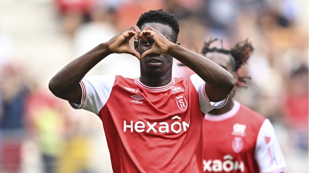 DeadlineDayLive's tweet photo. 🚨 Folarin Balogun has asked Arsenal to drop their £45m valuation of him after Serie A giants Inter were priced out of a move for him. 💰📉

He does not want to go out on loan again, so it’s either playing time at Arsenal or to be sold permanently. 

(Source: @JacobsBen) https://t.co/Ug9WUTDTHL