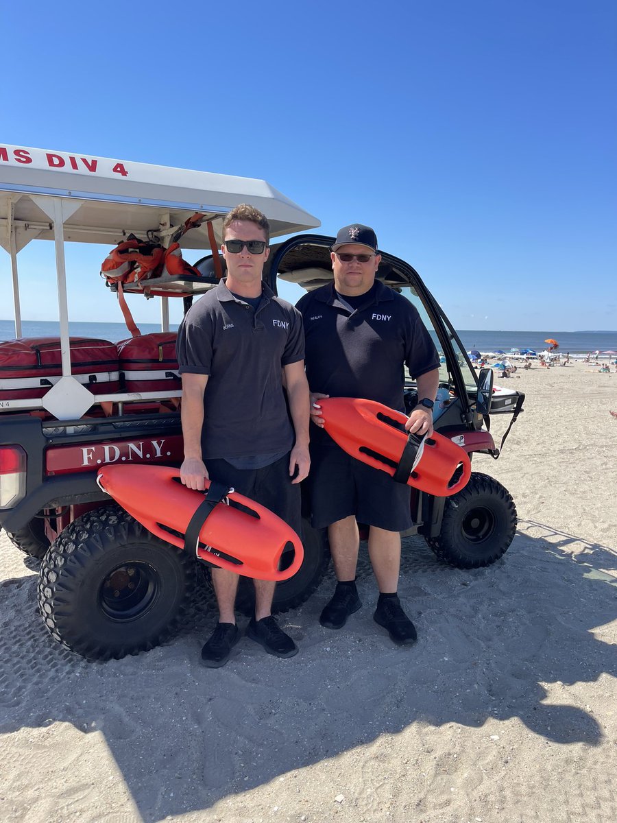 joinFDNY's tweet image. Today, we are catching up with #Station58 #EMT Brendan Burns, left, who helped to rescue two distressed swimmers at #RockawayBeach on July 29. 
  
Learn more about this #FDNY first responder today at JoinFDNY.com