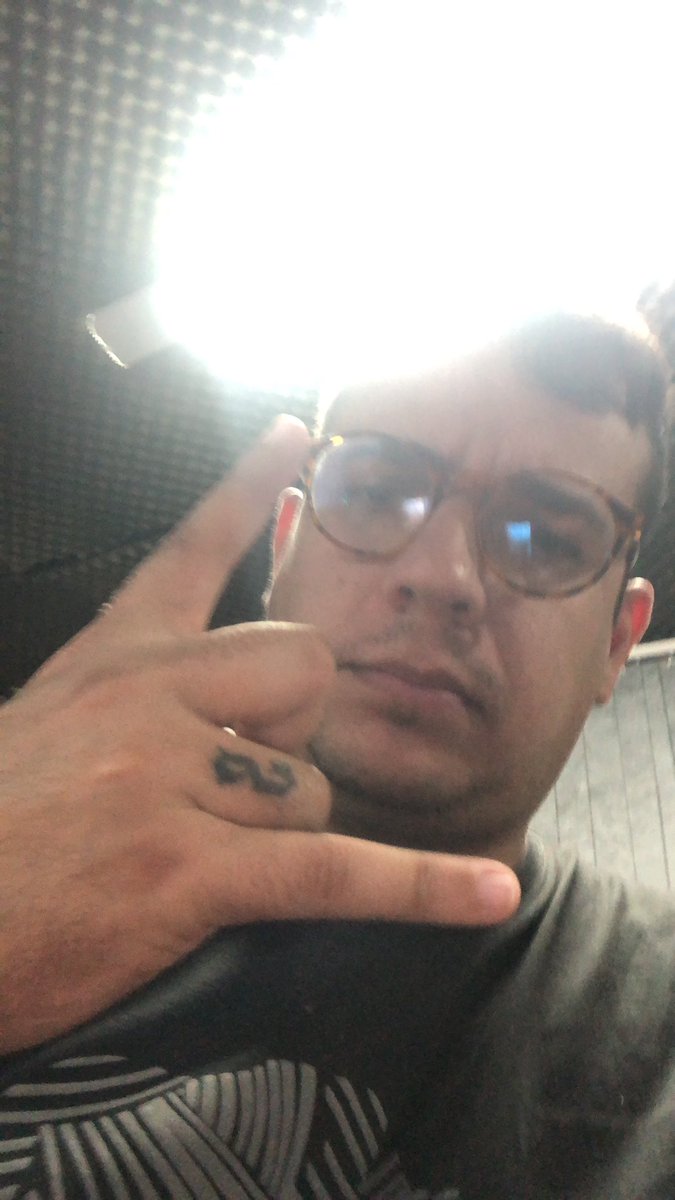 joaofcf's tweet photo. Saudações 🙅‍♂️ https://t.co/o1G7sYaIjh