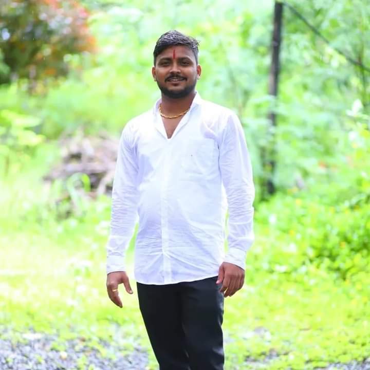 amolsonavane55's tweet photo. #NewProfilePic https://t.co/Zb6SbFofby