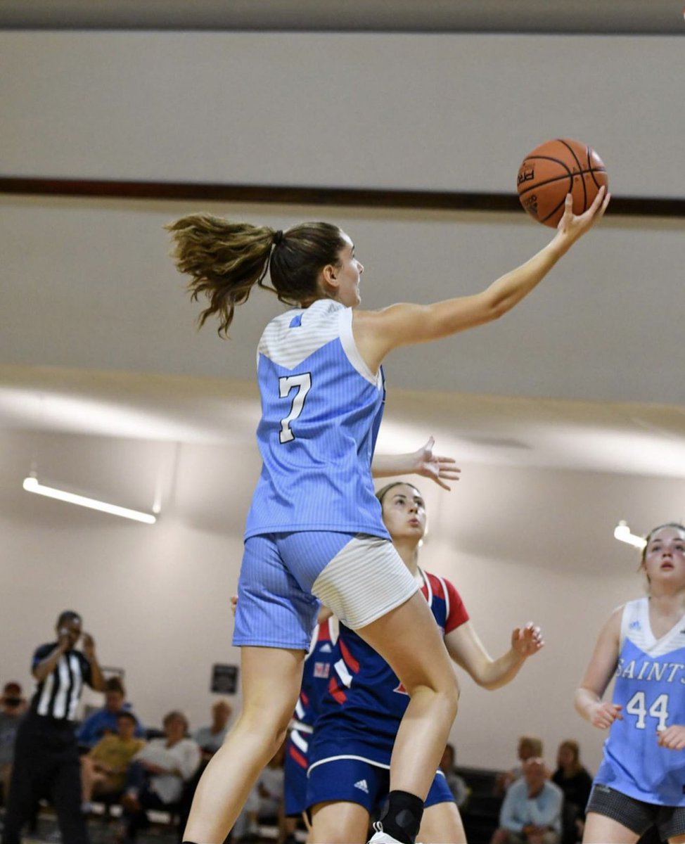 Her Hoops Network (@herhoopsnetwork) on Twitter photo ✍️Live Period Standouts Pt. 3✍️
(Subscribers)
More S40/Select 🏆 standouts ⤵️
🔗 herhoopsnetwork.com/2023/08/01/jul…
▪️<a href="/E_Lavoie7/">Elizabeth Lavoie</a> 📸
▪️<a href="/GeretyMeili/">Meili Gerety</a>
▪️<a href="/elliepingree/">elliepingree</a>
▪️<a href="/chris11gordon/">Christiana Gordon</a>
▪️<a href="/jordyn_crump/">Jordyn Crump</a>
✍️: <a href="/BashHoopsNE/">Bash Hudson</a>
📸: <a href="/j_tshotz/">JT</a>
<a href="/me_firecrackers/">Maine Firecrackers</a> ✍️Live Period Standouts Pt. 3✍️
(Subscribers)
More S40/Select 🏆 standouts ⤵️
🔗 herhoopsnetwork.com/2023/08/01/jul…
▪️<a href="/E_Lavoie7/">Elizabeth Lavoie</a> 📸
▪️<a href="/GeretyMeili/">Meili Gerety</a>
▪️<a href="/elliepingree/">elliepingree</a>
▪️<a href="/chris11gordon/">Christiana Gordon</a>
▪️<a href="/jordyn_crump/">Jordyn Crump</a>
✍️: <a href="/BashHoopsNE/">Bash Hudson</a>
📸: <a href="/j_tshotz/">JT</a>
<a href="/me_firecrackers/">Maine Firecrackers</a>