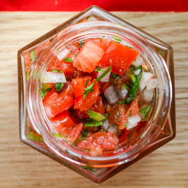 diversivore's tweet image. Pico de Gallo - Don't let your tacos be lonely this #TacoTuesday.  A good salsa is one of the keys to truly great tacos, and made-from-scratch Pico de Gallo is way too easy NOT to make. #MexicanFood #scratchcooking
bit.ly/_picodegallo
