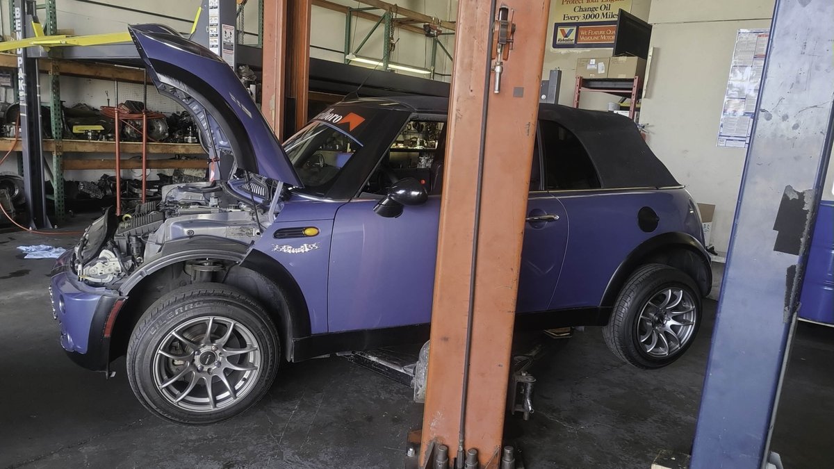 AlvaSpecialist's tweet image. Alva's Transmission Specialist offers respect, dedication, integrity, and a commitment to exceeding the expectations of our customers. Visit our website to learn more about our company! #Transmissions #DifferentialRepair #TransmissionRepairService bit.ly/3iqHNKn