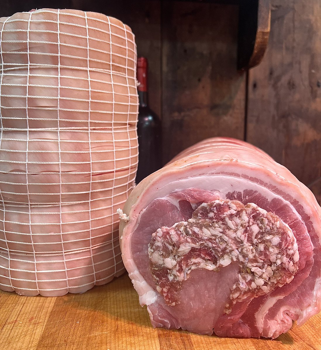 Porcetta prep today for a client, stuffed with Italian Sausage meat with fennel and chilli 🤌🤌🤌

I was dreaming of the sandwiches while I was packing this order 😋😋😋

#higginsbutchers #freerangepork #irishpork #porcetta #salsiccia #italian
