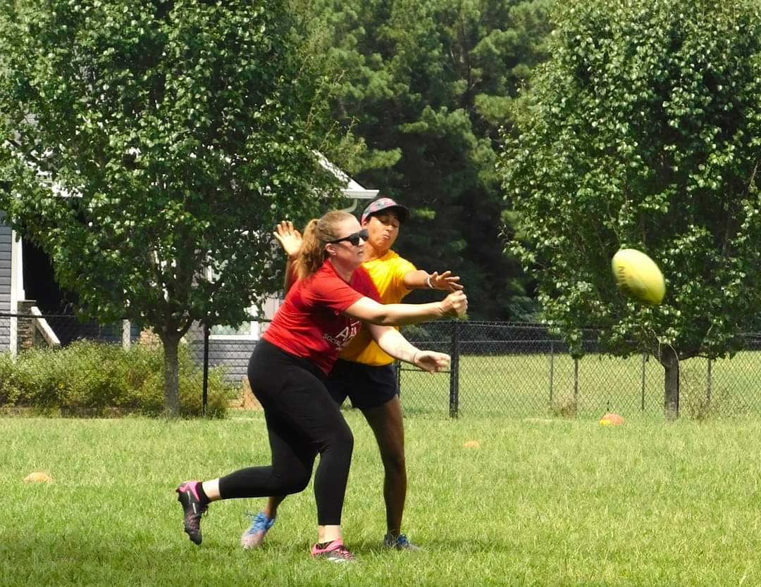 RomeRedbacks's tweet image. Some great games of AFLS recently with 3 teams playing each Sunday after our intro sessions. Men, women and kids all play safely together. We're all about family. 3:00pm every Sunday.
@USAFL1997 @romenewstribune @romechamber @romegeorgia #aussierules #aussierulesfootball #romega