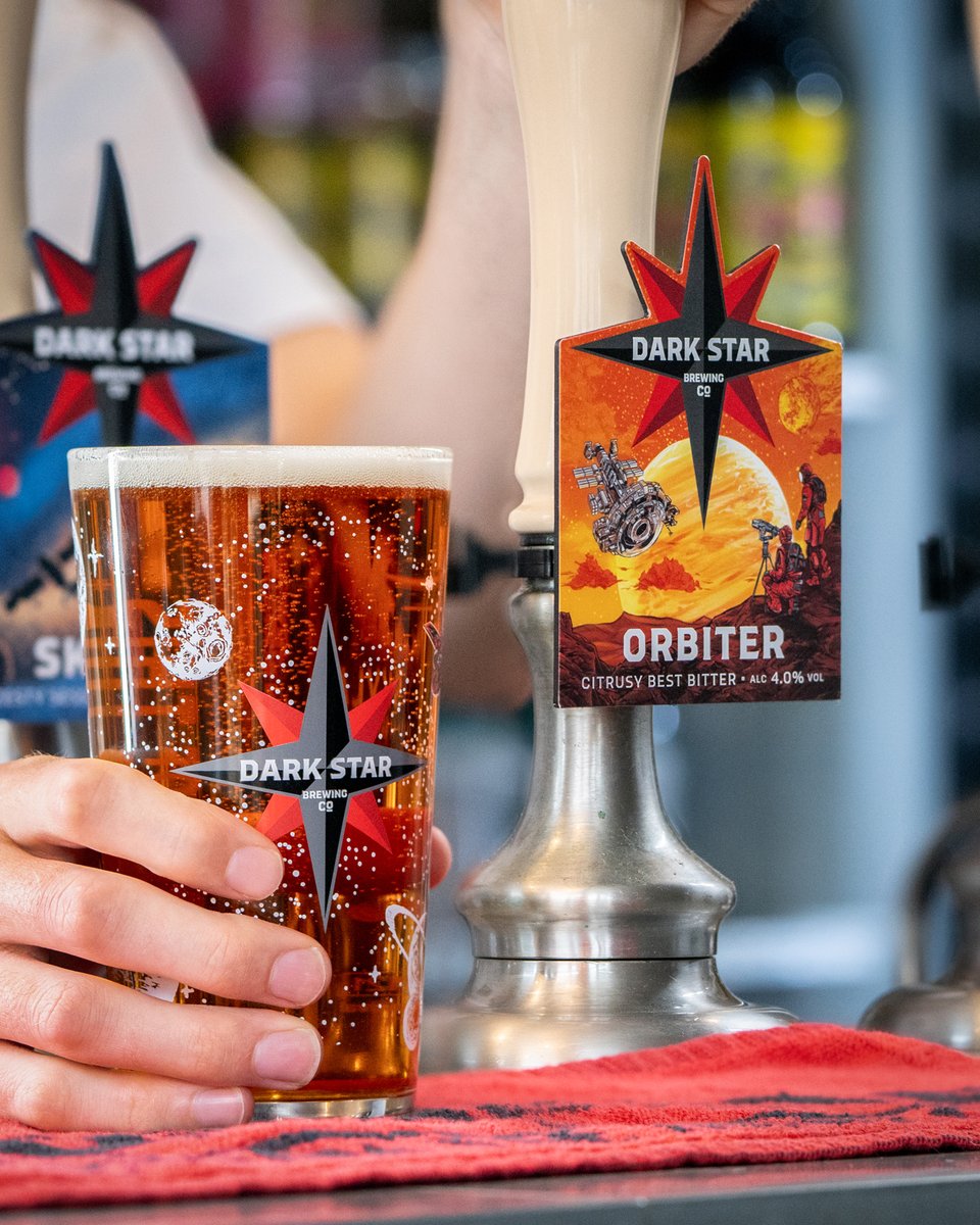 A classic #BestBitter, but BETTER! 🚀

Amber in colour, this super sessionable beer combines rich, malt character with full on fruit hoppiness. A stellar twist on tradition. 🍻 🛰️

#DarkStarBrewing #CaskBeer #DrinkResponsibly