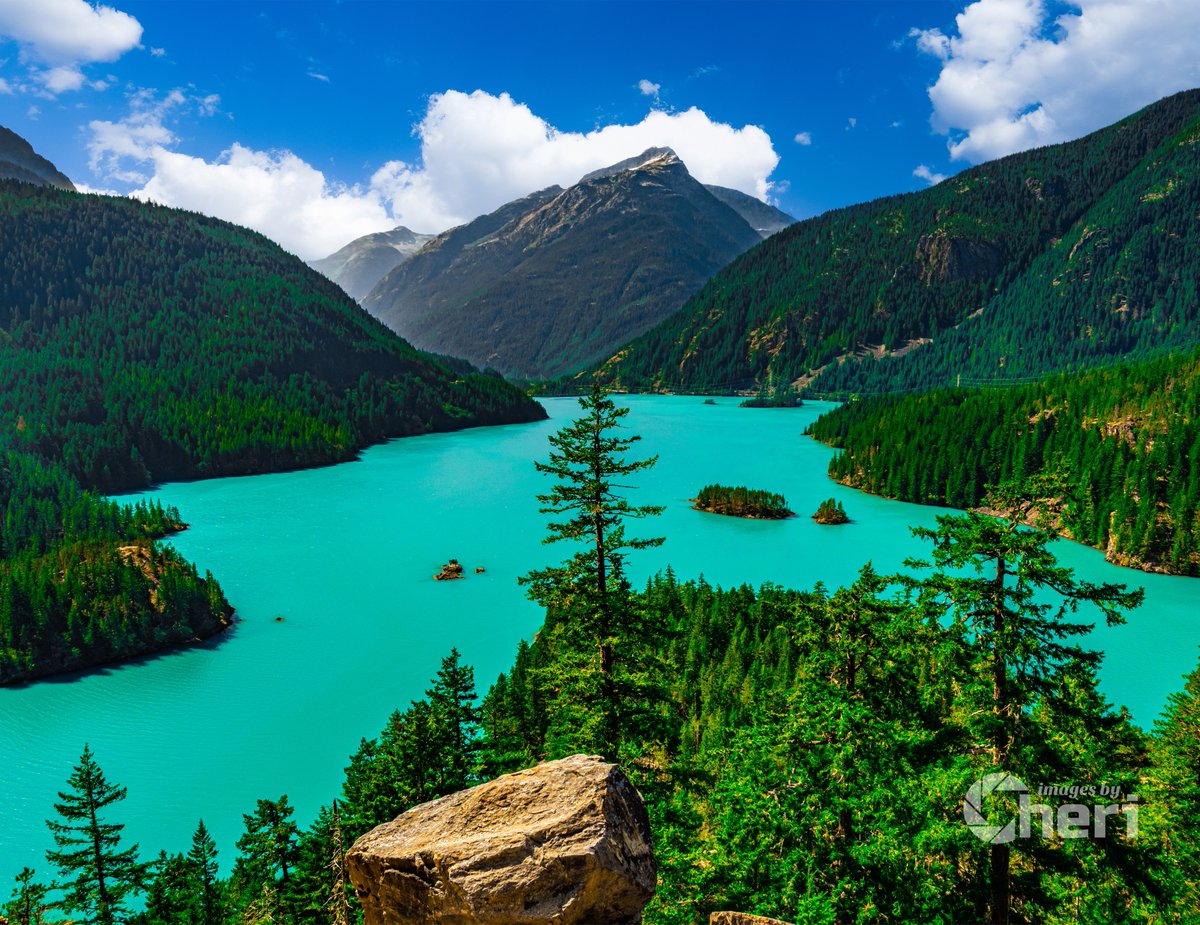 ImagesByCheri's tweet photo. Here’s our month of August calendar featured image!
Check out our Fine Art Calendar here:
https://t.co/7OuAAYSbOT
-
#2023Calendar #FineArt #Photography #Photographer #CalendarPrint #CalendarPhoto #KeyWest #NorthCascades #RossLake #NationalPark #TravelUSA #OutdoorAdventures https://t.co/ddVYIf486t