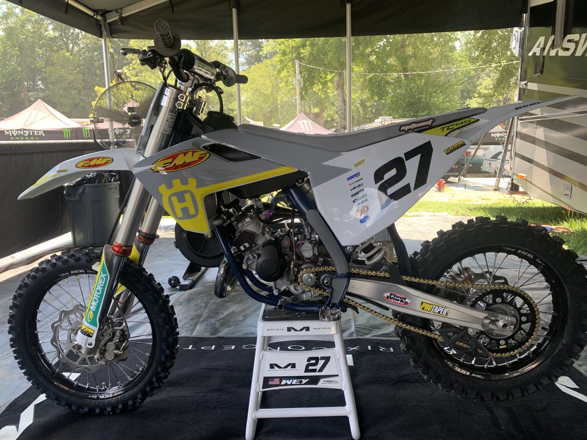 big congrats to Vincent Wey #27 for winning his first race this morning! check out the bike that made it happen 🏍 #protaper #protaperbars #protapernext #loretta #lorettalynn #lorettalynnmx #protapergrips