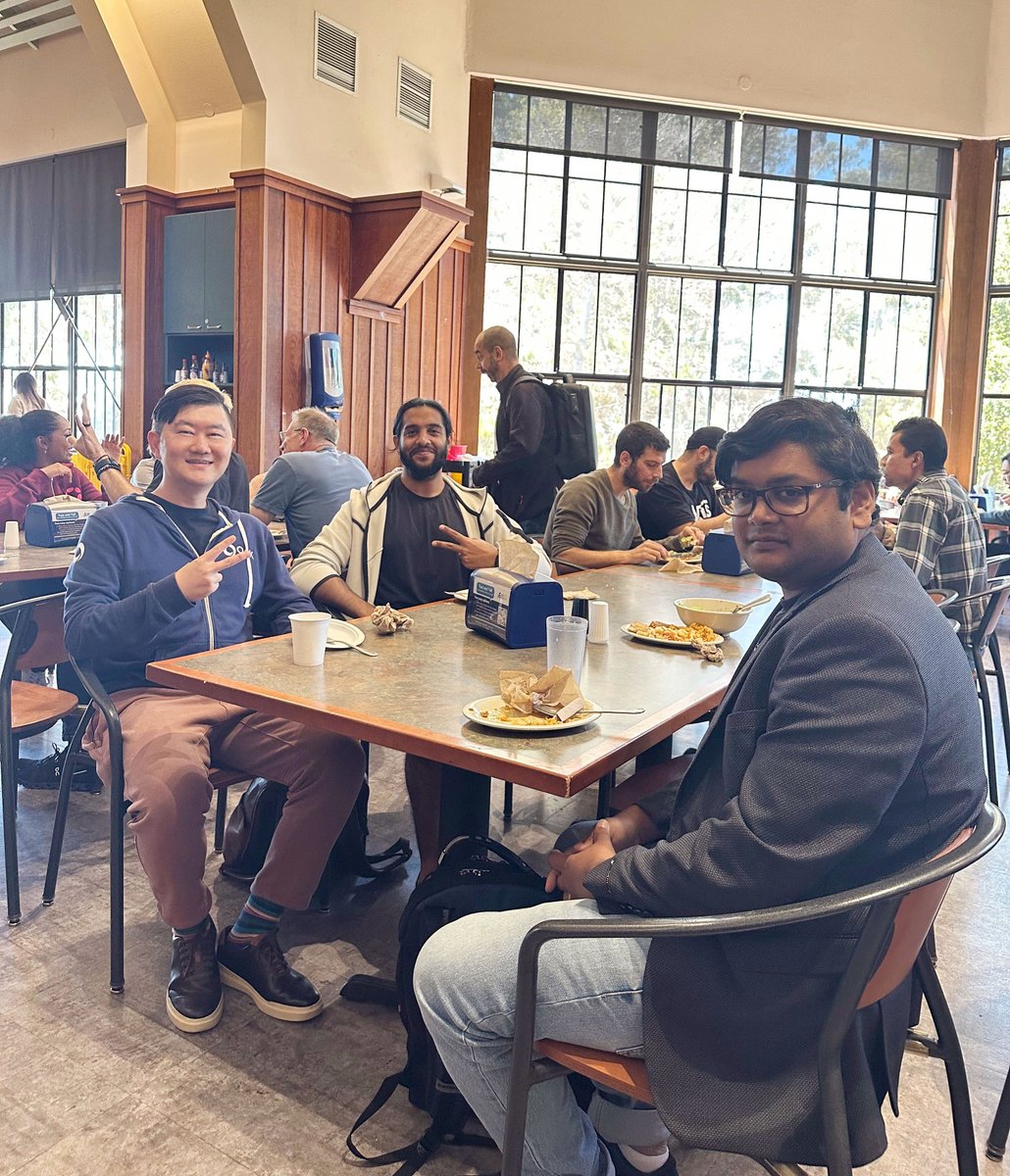 chrisli2046's tweet photo. Truly honored to be a visiting lecturer at @AcademyPolkadot hosted by @polkadot. I spent an inspiring day at UC Berkeley, teaching the founders track and connecting with brilliant minds. It's always a pleasure to connect with our esteemed partners @InvArchNetwork @Mayhem_Nodes and @polk_gov!

Next week, I'll be back in Berkeley for an in-depth XCM course. Can't wait to dive deeper into this fascinating subject and continue my learning journey in the world of #XCM. See you all soon!