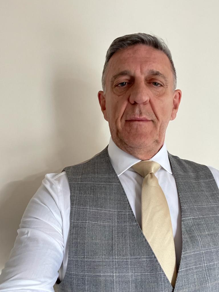 Carlton Leach tweet media