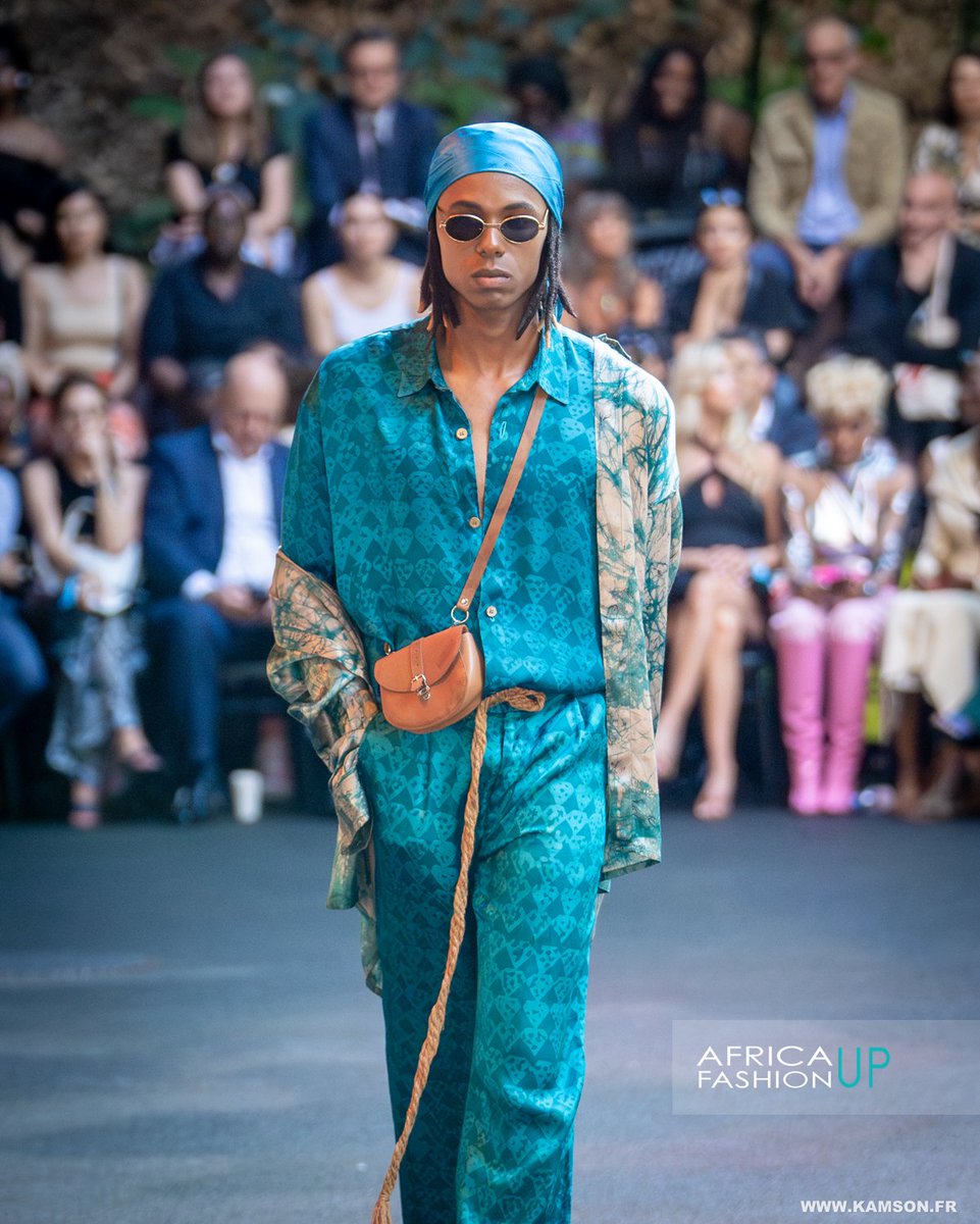 YangSun28352852's tweet photo. @africafashionup Fashion Show ✨ https://t.co/MSJFg9GNIN