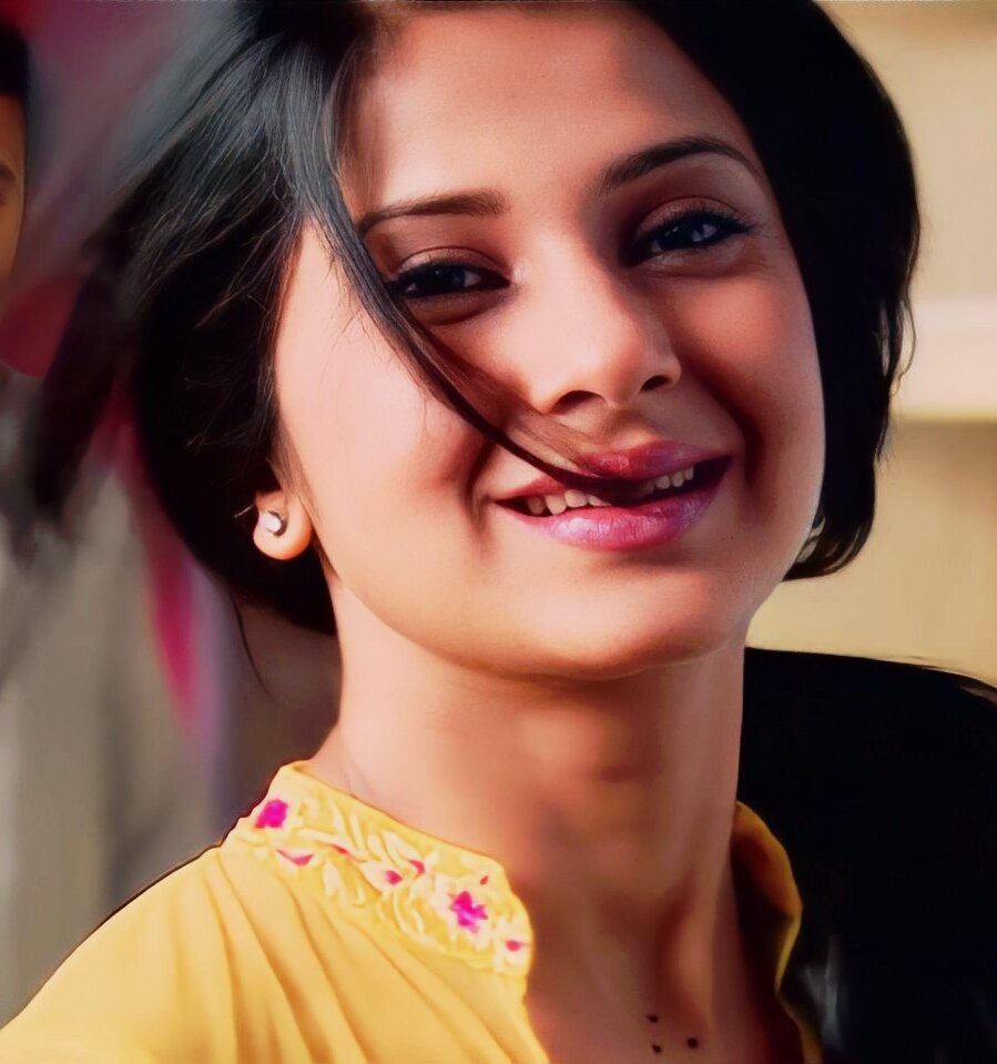 angel_ank1's tweet photo. Its been 364646747383648484 yrs @jenwinget show announcement ka intezar mein ab thaak gayi main💔 #JenniferWinget https://t.co/VpjyZTk4qn
