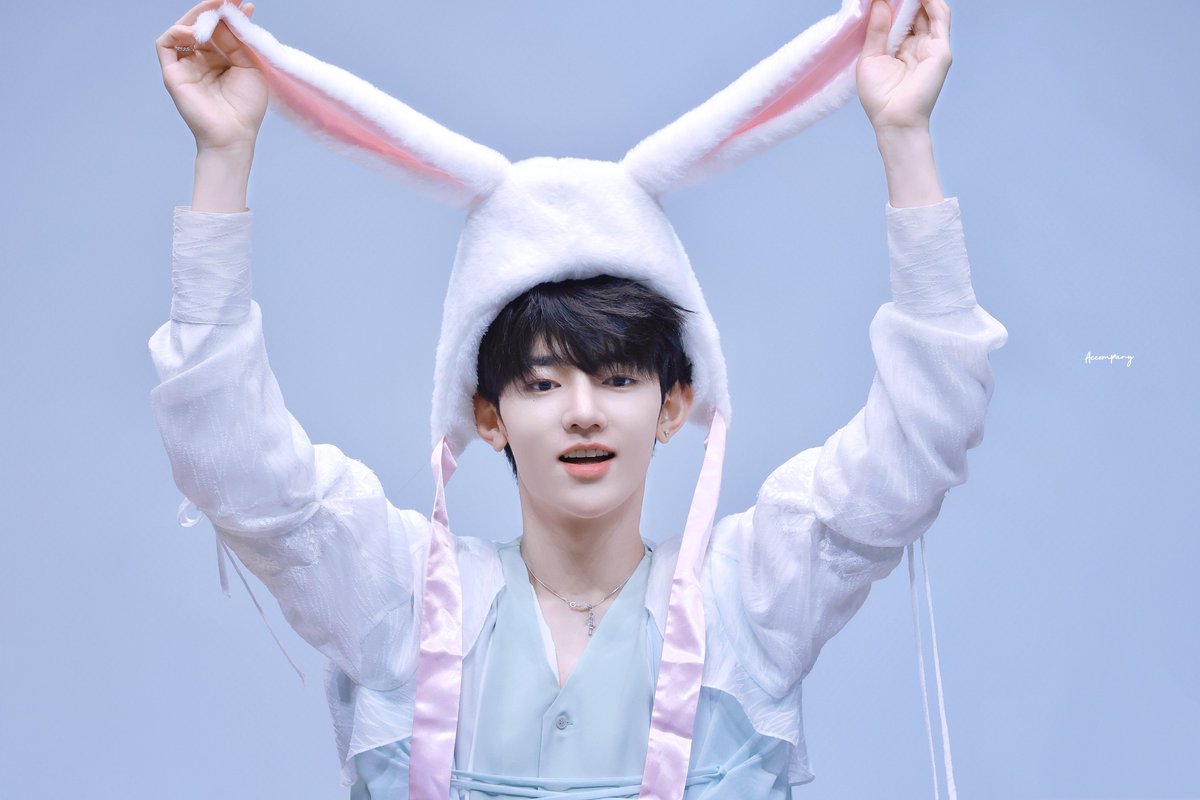 Accompany_bn's tweet photo. 230728

 🐰

#장하오 #ZHANGHAO #章昊 #ジャンハオ #ZB1 #ZEROBASEONE https://t.co/YKIwJbMOU8