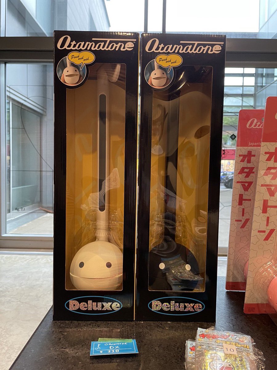 Momo_Films's tweet photo. まさかオタマトーンにモントリオールで会えるとは!🥰 #ファンタジア国際映画祭 のDiscover Maywa Denkiに参加してきました。これからも世界に音もだちの輪を広げていってください💪
#otamatone #オタマトーン #明和電機 #otamatoon #momofilms #モントリオール #fantasiafestival @MaywaDenki https://t.co/iECSknqYJr