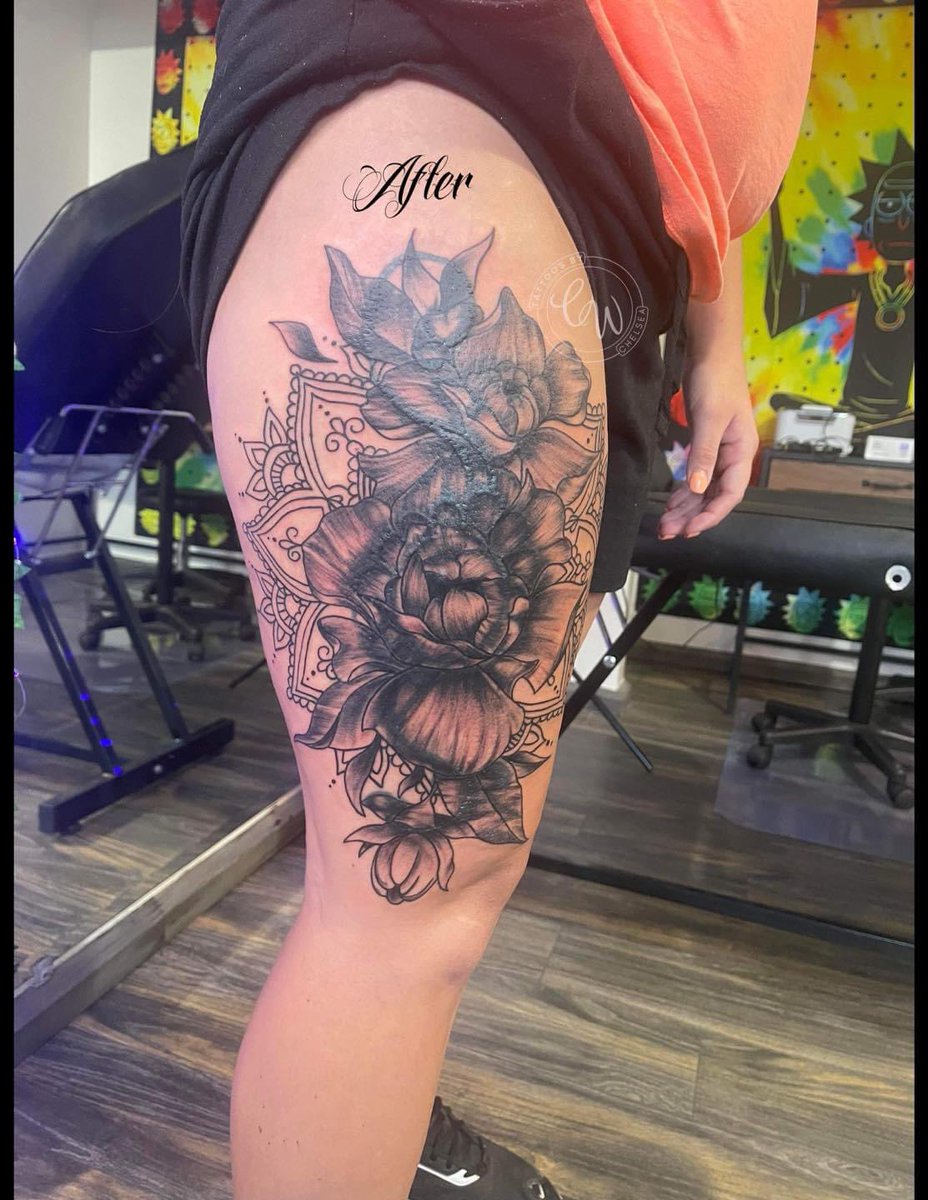 Ink_dbeauty's tweet photo. ✨ Before &amp; After Coverup by me ✨

#tattoosbychels #tattoo #tattooartist #coverup #coveruptattoo #dynamicink #blackandgreytattoo https://t.co/OudmUuZLEO