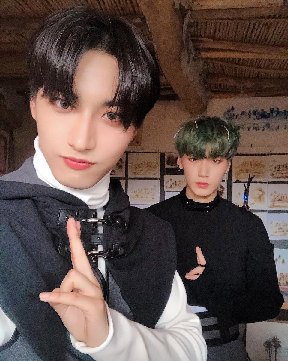 tabemash0's tweet photo. 친형제같다♡ 
                                               이딴게 형제? https://t.co/YwRoqTEdHM