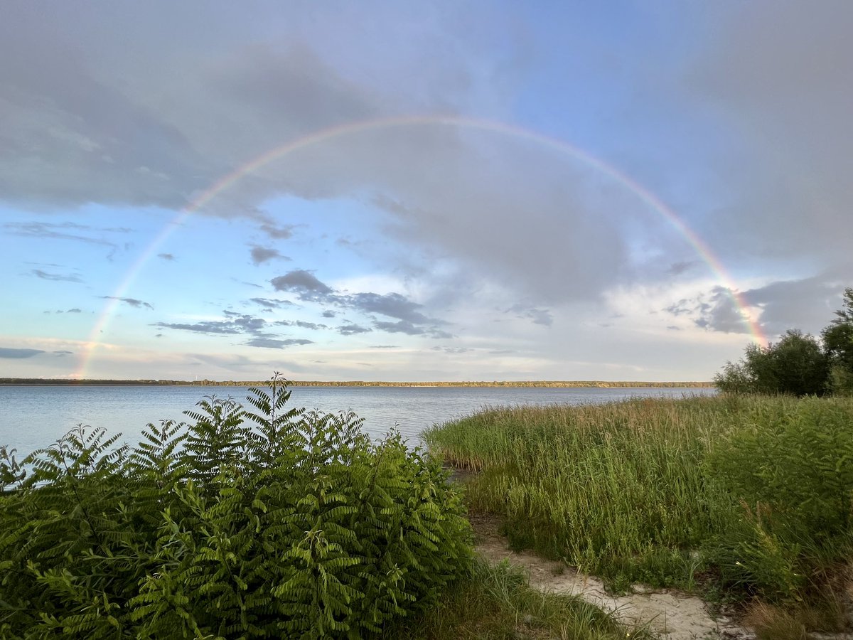 ITeich's tweet photo. #wetterstimmung mit #regenbogen am #SprembergerStausee https://t.co/KBFccS8UR5
