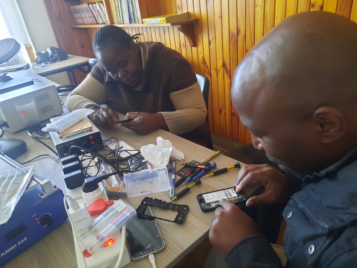 RDisabled's tweet photo. Completion of the Cellphone and Computer Repair Training with the 2nd group of fellow refugees with disabilities in Joburg. Our gratitude to the @UNHCRInnovation and the well-wishers to support the project further. https://t.co/XCjPBYIHvB