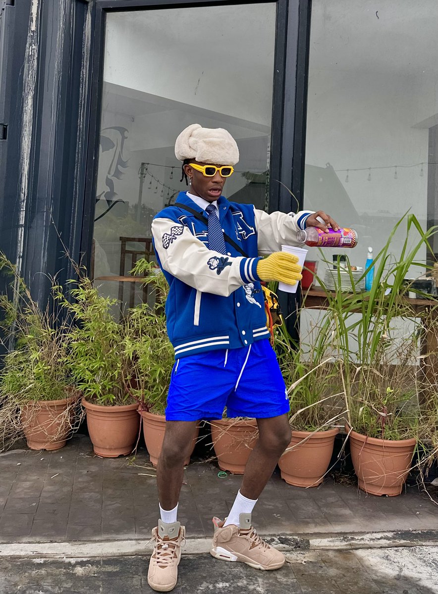 444 the explorer 🔭🗺️.