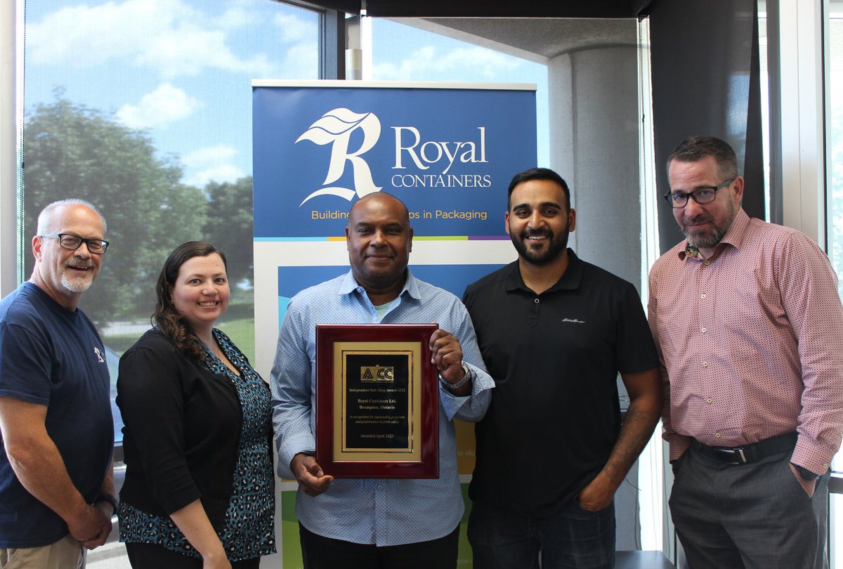 ContainersRoyal's tweet photo. We are thrilled to announce that Royal Containers has been recognized as one of the winners of the 2023 Independent Safe Shop Award. This prestigious accolade showcases our commitment to plant #safety and is a significant achievement for our company. 

#SafeShopAwards #Award https://t.co/jDR4lN4lKX