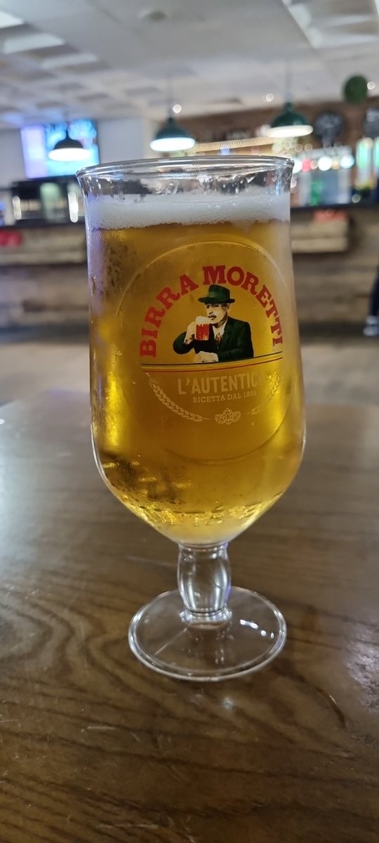 markymullen42's tweet photo. Well, a massive thanks to #Belfsast #Greyabbey #Kircubbin, not to mention @freddie7371 @citychris55 @danebankblue for a brilliant 5 days here, it's been a blast 😀 see you all for the footy 👕💙 https://t.co/W0AfRHlAQL