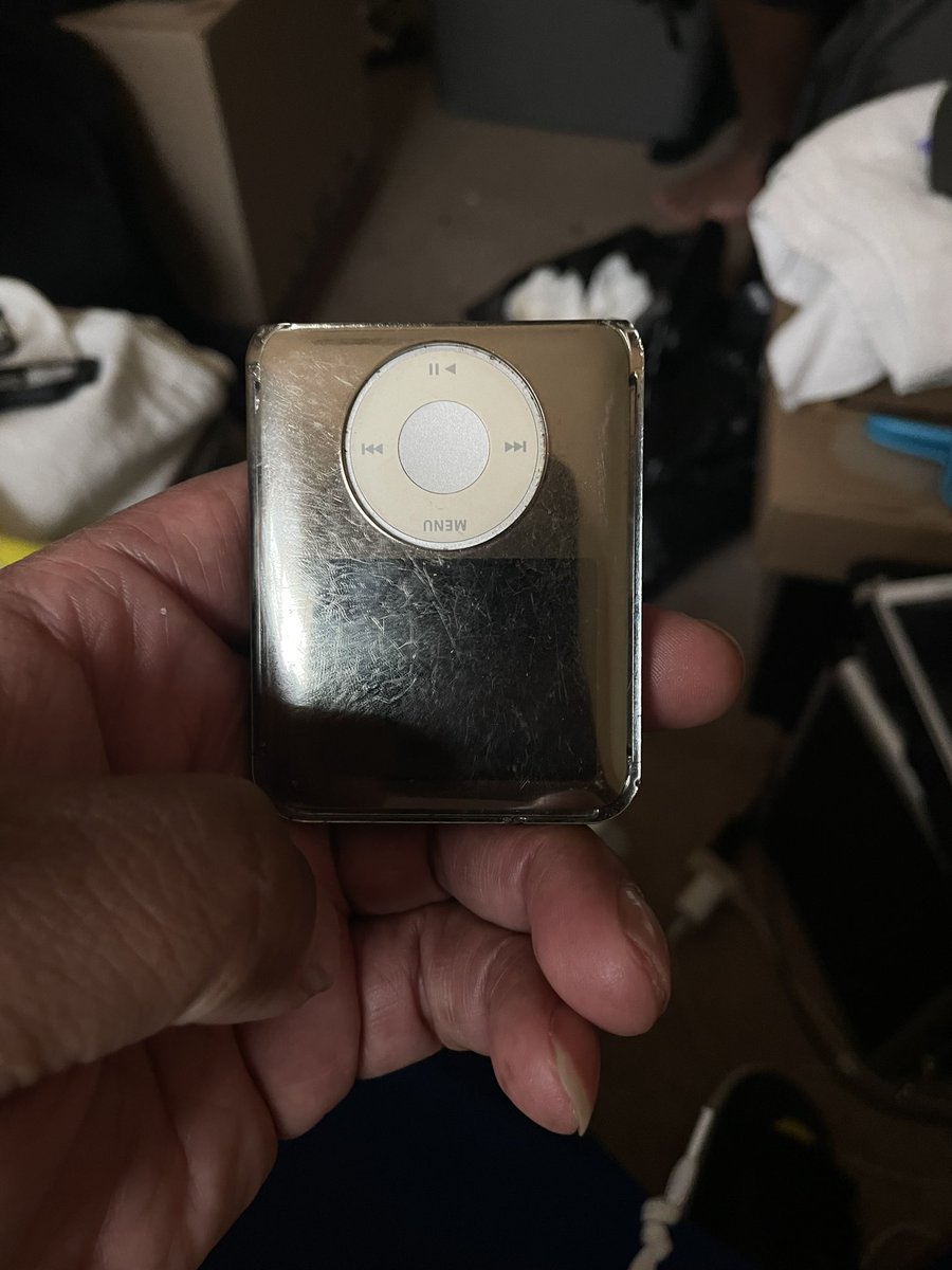 producer_Fuji's tweet image. Just found my first #appleipod
