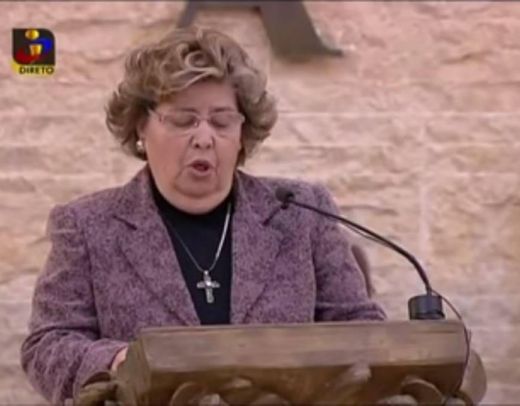 Ninguém a convidou para cantar nas Jornadas, porquê? Isto é como fazer o Rock in Rio sem a Ivete Sangalo