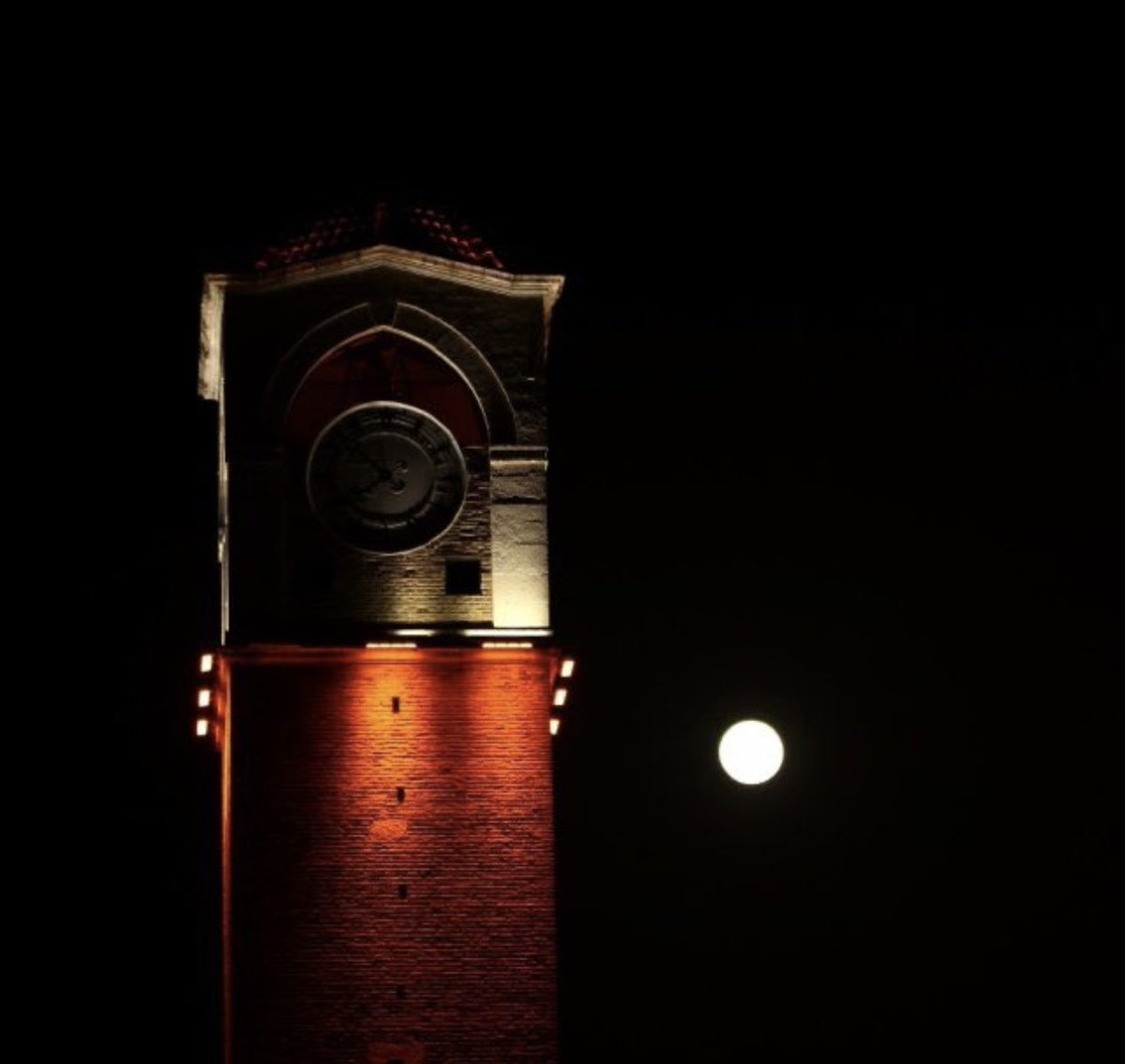 inşallah Adana’dan #süperay'a ateş eden çıkmaz.