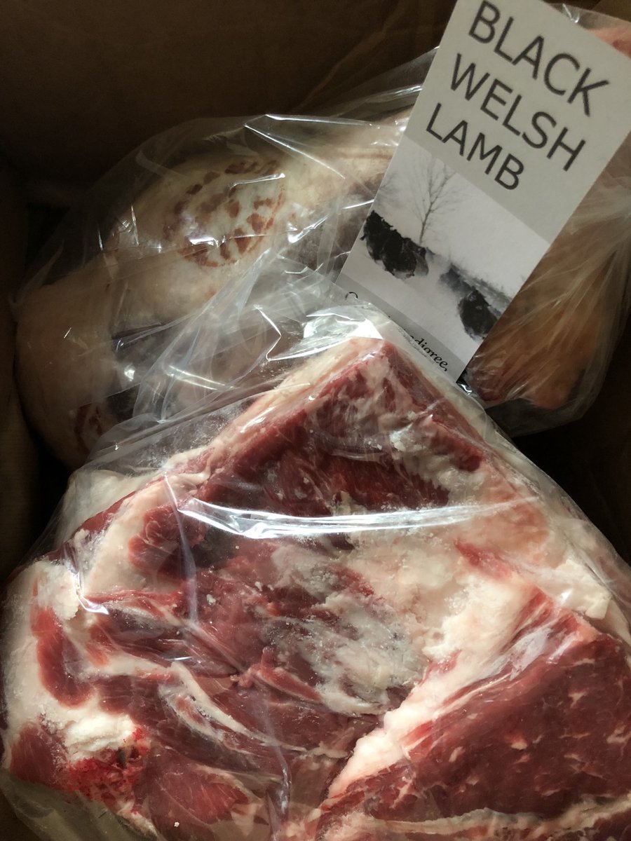 So pleased to be only Welsh winners of three stars for red meat at #GreatTasteAwards 2023. Our organic pasture-fed hogget leg was judged “a remarkable piece of meat - enormous pleasure to eat” ⁦@guildoffinefood⁩ ⁦@LiveFrankly⁩ ⁦@deliciousmag⁩ ⁦@baxcooka⁩