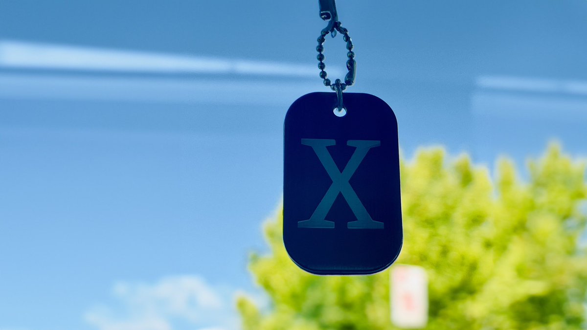 atnomos's tweet image. In the tech world — there is ONLY one X that mattered…. #macosX